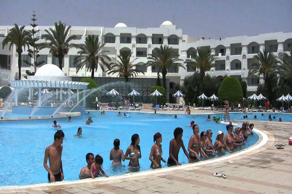 Golf activité animation piscine mahdia palace tunisie séjour loisirs entertainement plage mer voyage vacances hébergement réservation booking thalasso spa bien être relax ambiance familiale 