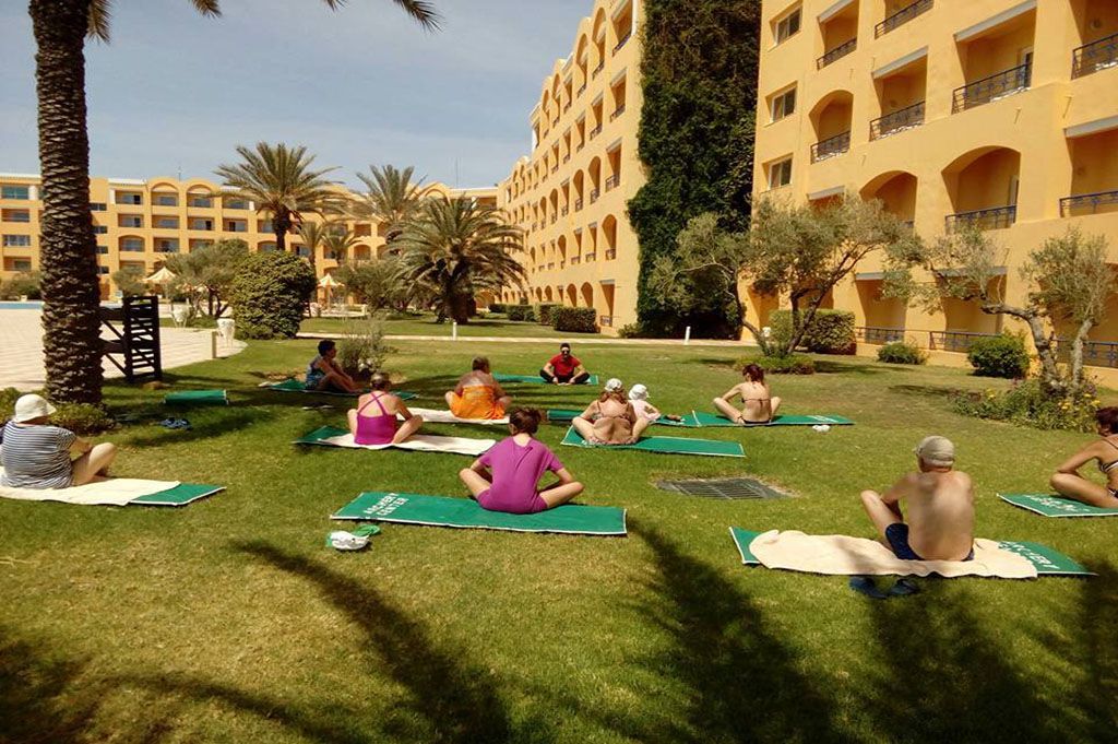 Golf activité animation piscine mahdia palace tunisie séjour loisirs entertainement plage mer voyage vacances hébergement réservation booking thalasso spa bien être relax ambiance familiale 