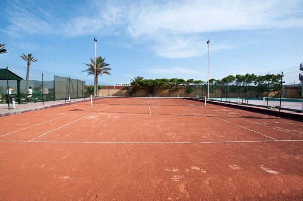 Hotel nour palace & thalasso mahdia Golf activité animation piscine mahdia palace tunisie séjour loisirs entertainement plage mer voyage vacances hébergement réservation booking thalasso spa bien être relax ambiance familiale 