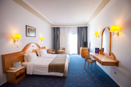 chambre séjour hébergement séjour vacances holiday  hôtel Palace  visite room Thalasso spa bien être remise en forme destination tunisie mahdia thalassothérapie Soin Cure palace hotel tourisme séjour 